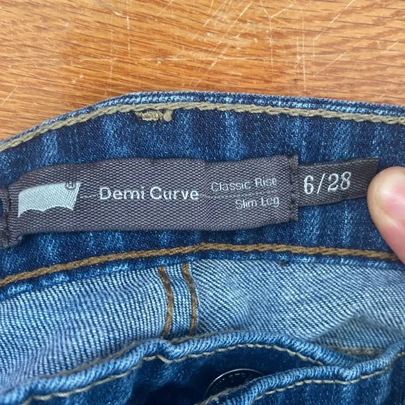 Size - Picture 3 of 3